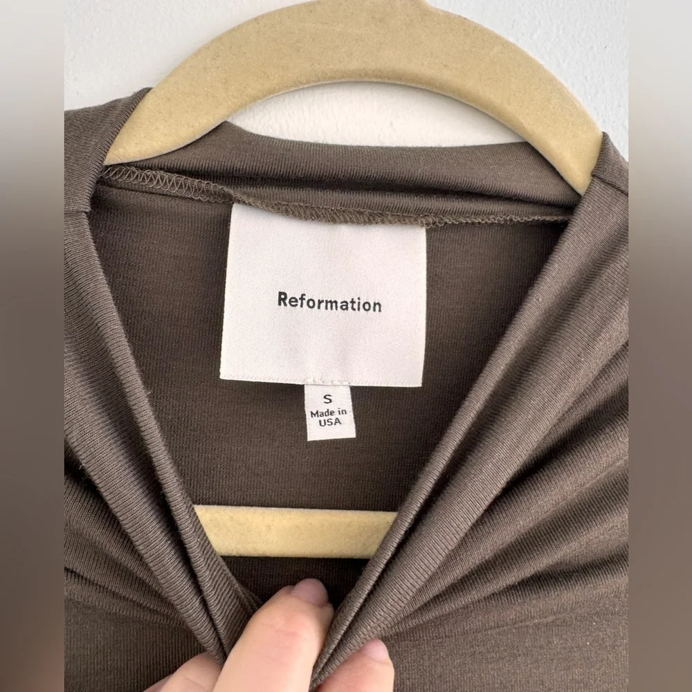 Reformation Nemy Dress- Pine Green - Picture 6 of 6